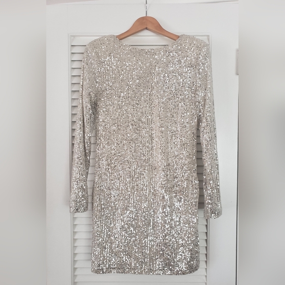 Mango Champagne Sequin Shoulder Pad Mini Dress Women Size 8 NWT Cocktail - Picture 3 of 7